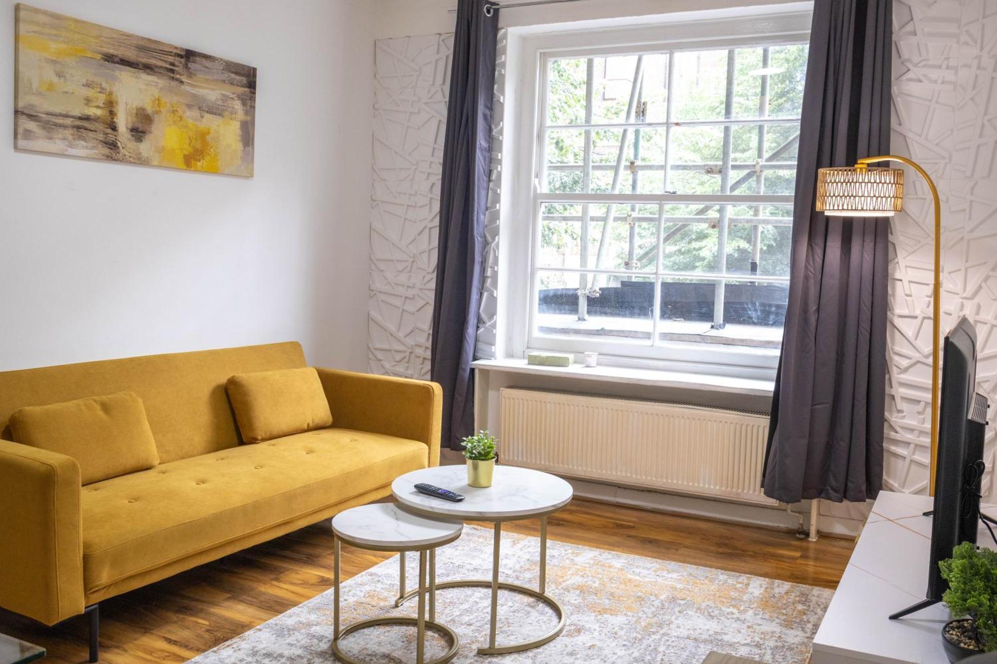 Stylish Oxford Street Apartment London